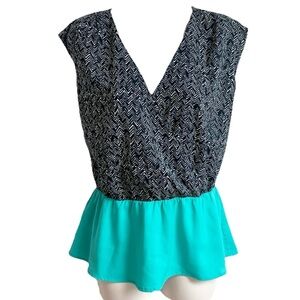Ann Taylor Cap Short Sleeve Faux Wrap Peplum Lightweight Blouse Top Black White